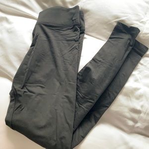 Victoria’s Secret Fleece Lined Yoga Pants